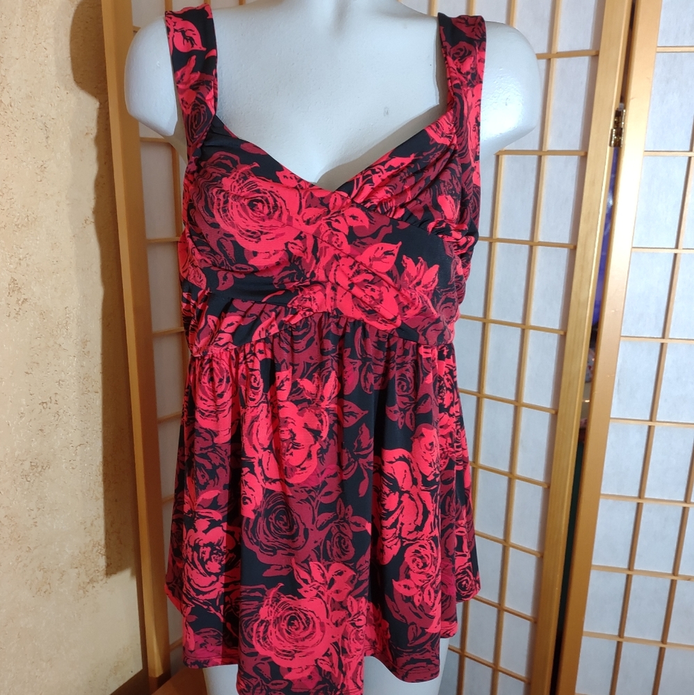 Torrid, sexy back tank top, sz 1